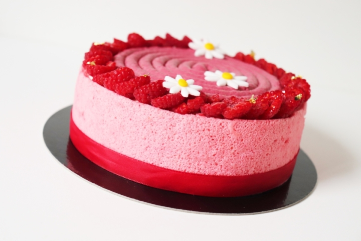 Charlotte vanille, framboise et chocolat Ruby - Recette Olivia Pâtisse